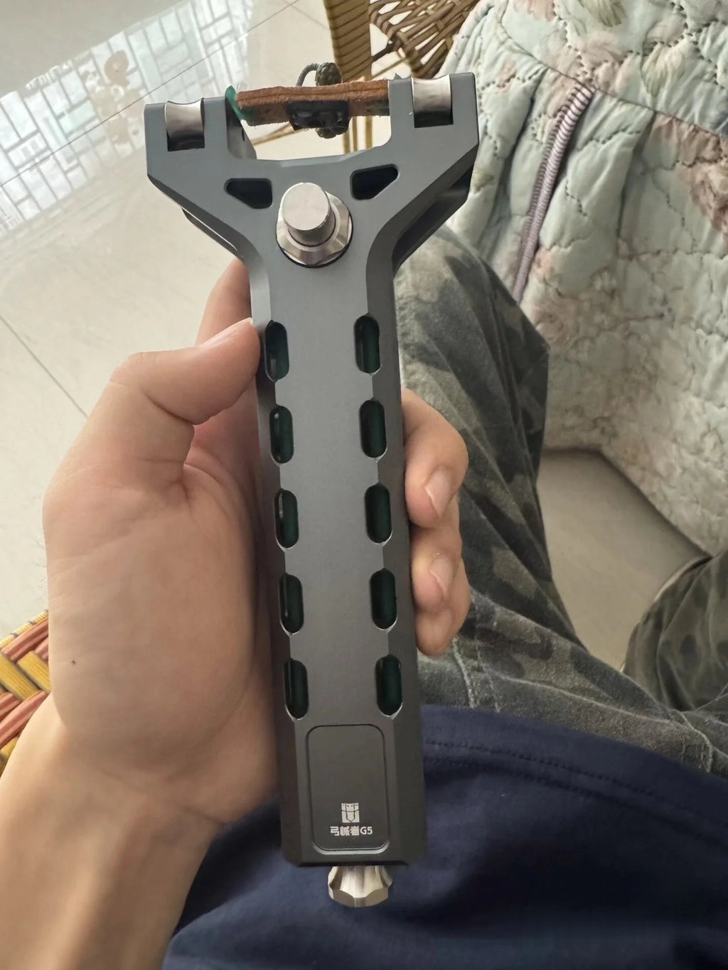 G5 Automatic Slingshot – Rapid Fire, All Metal, 2 Magazines